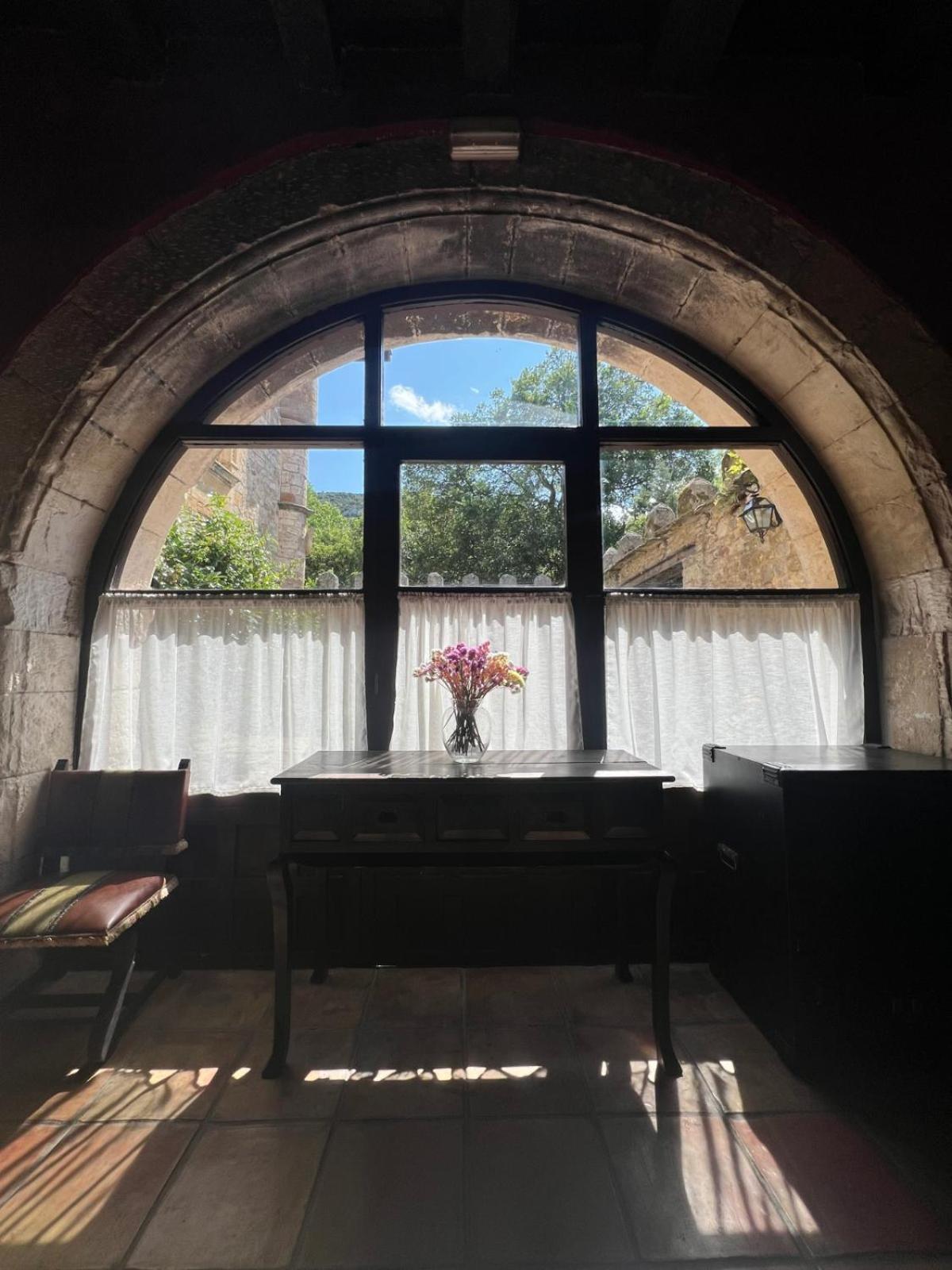 Palacio De Los Alvarado En Las Merindades El Ribero Exterior foto